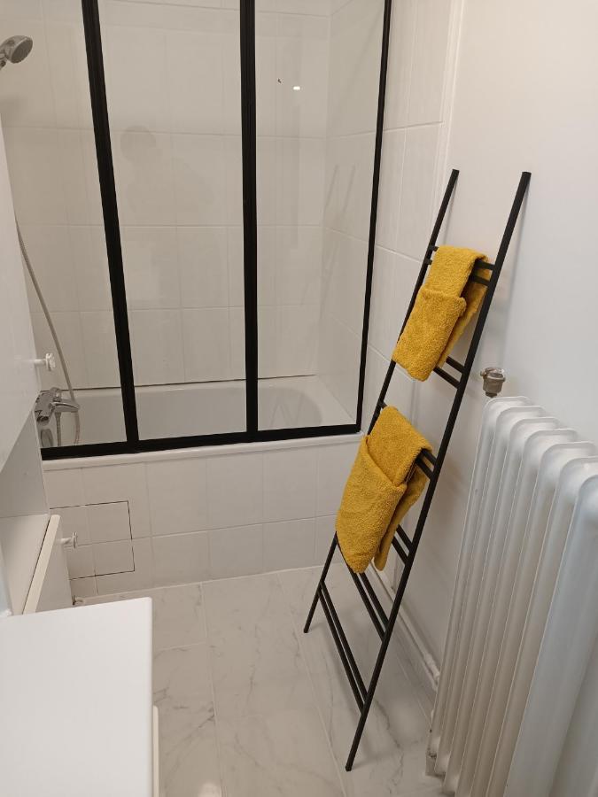 Chelles Centre Ville 2 Chambres Pres Des Bords De Marne 10 Minutes A Pieds De La Gare De Chelles-Gournay 5 Minutes De La Gare De Vaires-Sur-Marne 20 Minutes De Disneyland Jusqu'A 5 Couchages Possibles 외부 사진